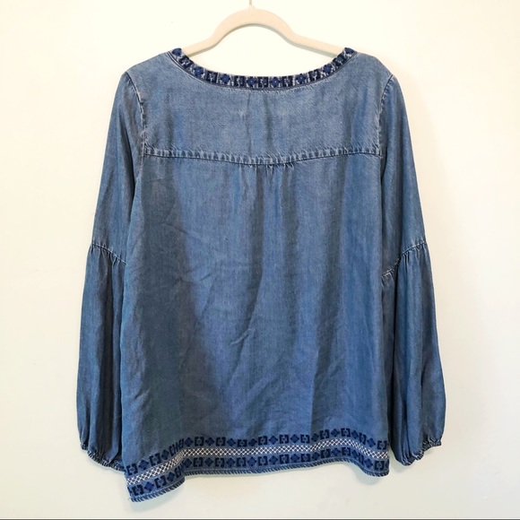 Southern Tide Brinkley Blouse Chambray Tassels Ruffle Sleeve Sz M NWT Great Gift - Picture 12 of 14